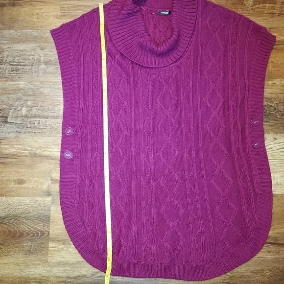 Styles &CO OVER SIZED Sweater buttons on sides - Picture 7 of 11